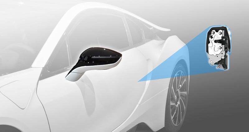 With hidden-turn-signal outside mirrors and SmartLatch(TM), an electronic side-door latch system, Magna International supplies two innovative, industry-first systems on the BMW i8 plug-in electric sports car. (PRNewsFoto/Magna International Inc.)