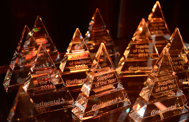 Continental Presents its “Supplier of the Year 2014” Award