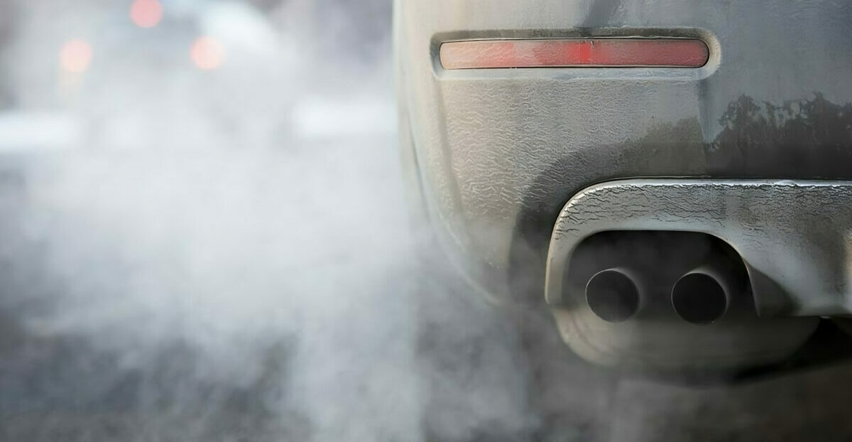 exhaust fumes car rear co2 tailpipe