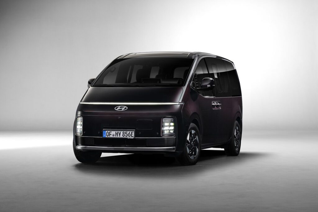 Hyundai launches Staria Electric MPV in Europe插图