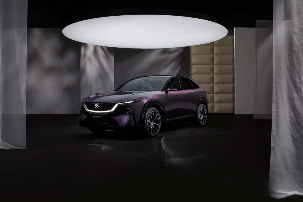 Mazda debuts CX-6e at Brussels Motor Show插图