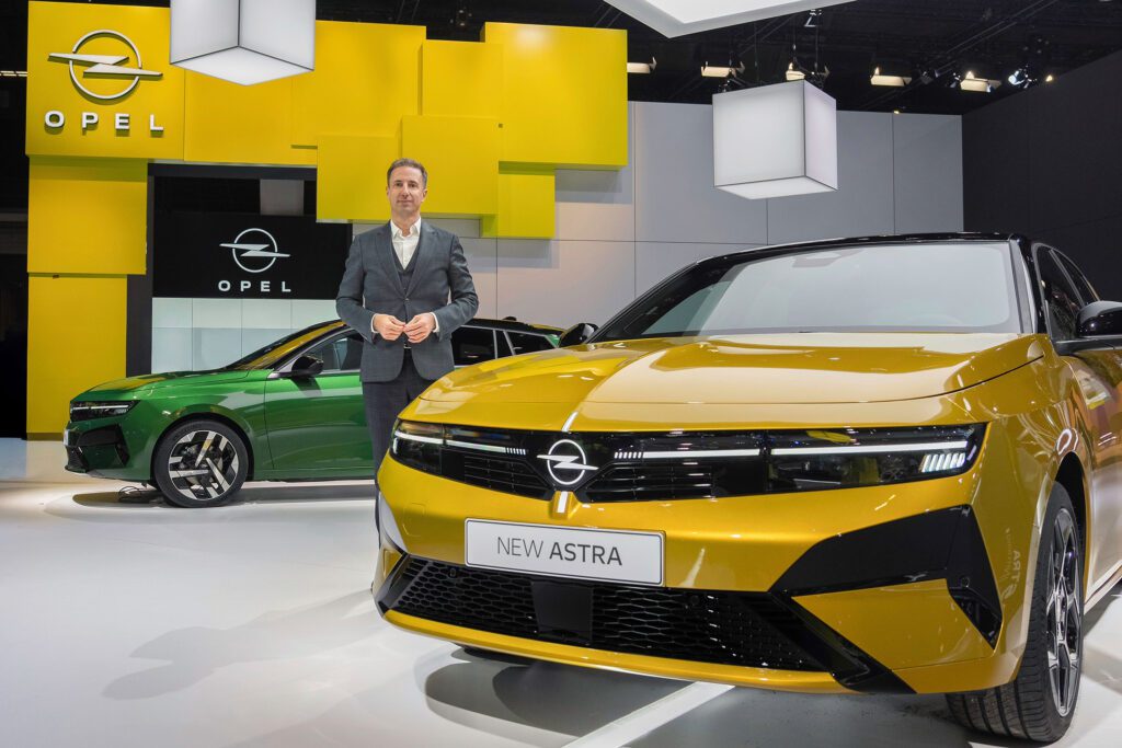 Opel unveils new Astra at Brussels Motor Show插图