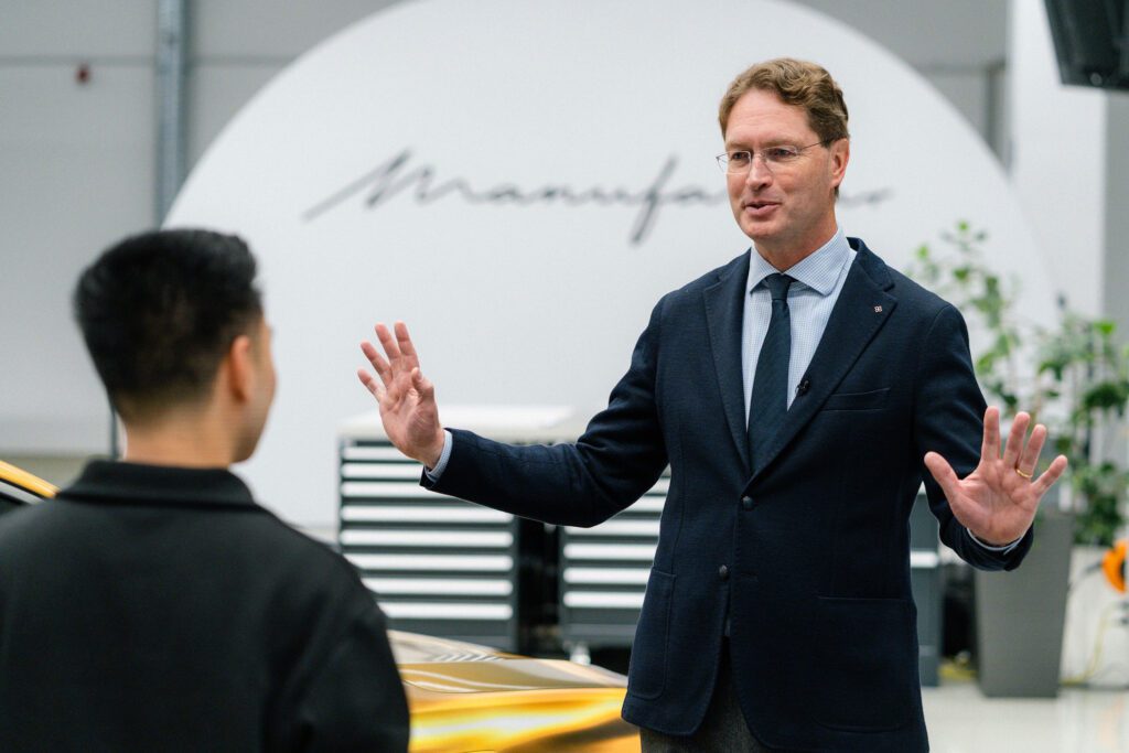 Mercedes-Benz previews new S-Class ahead of debut插图1