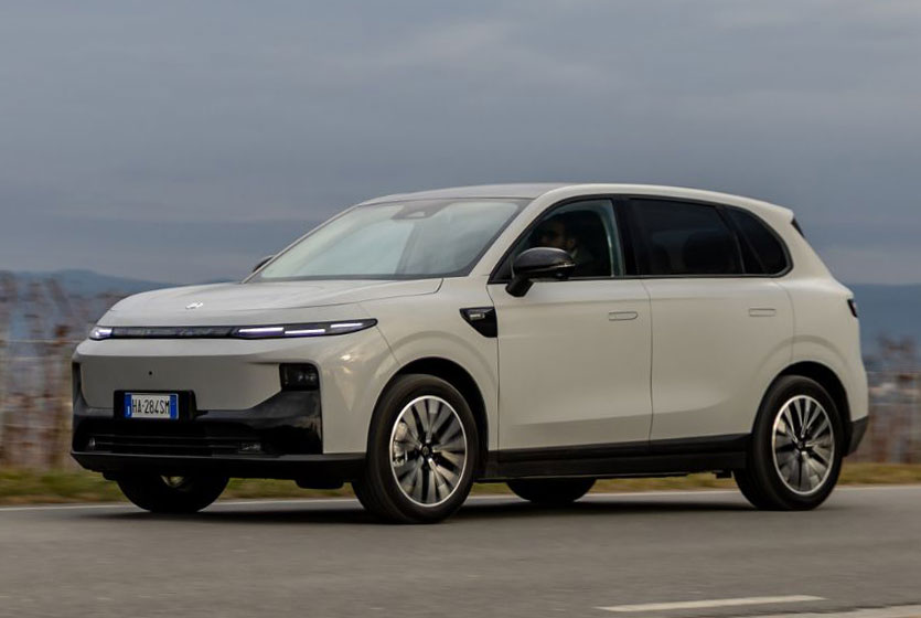 Leapmotor debuts B10 range extender at Brussels