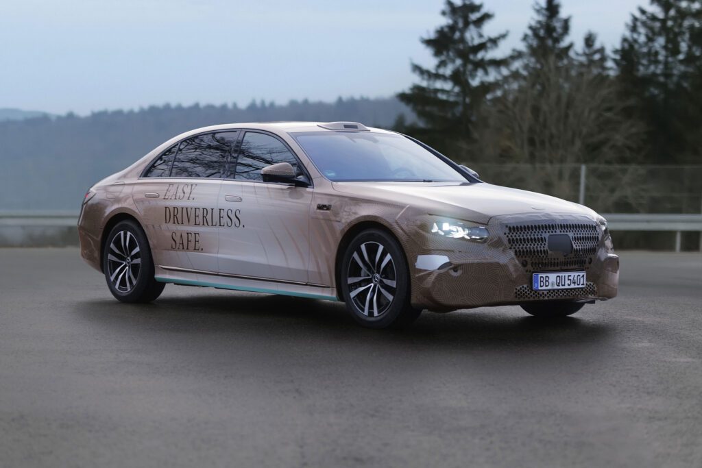 Mercedes-Benz accelerates robotaxi development插图