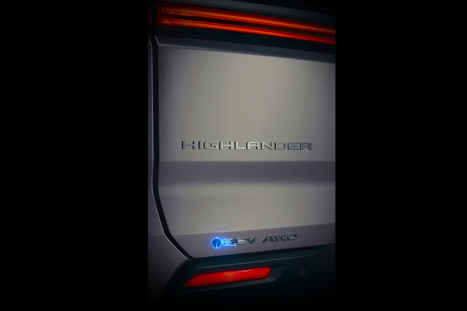 Toyota teases electric Highlander for 2027