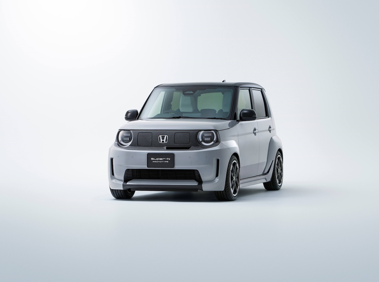 Japan: small car sales up in 2025, standard-size down
