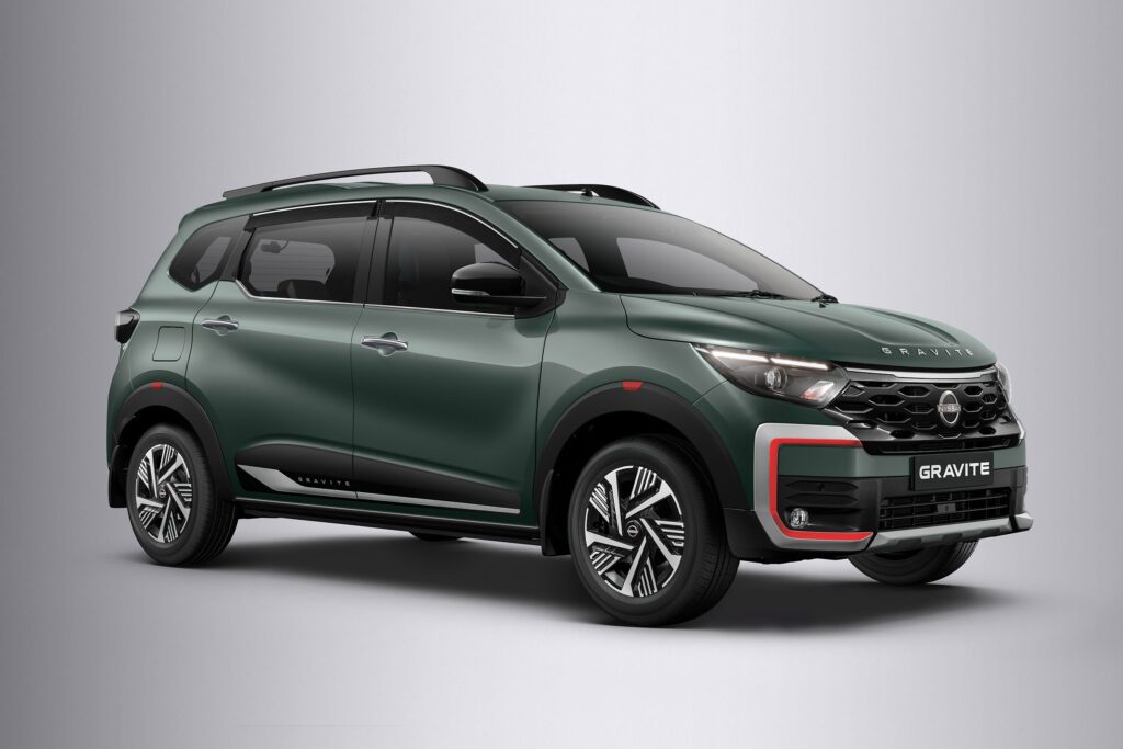 Nissan launches Gravite seven-seat MPV in India插图