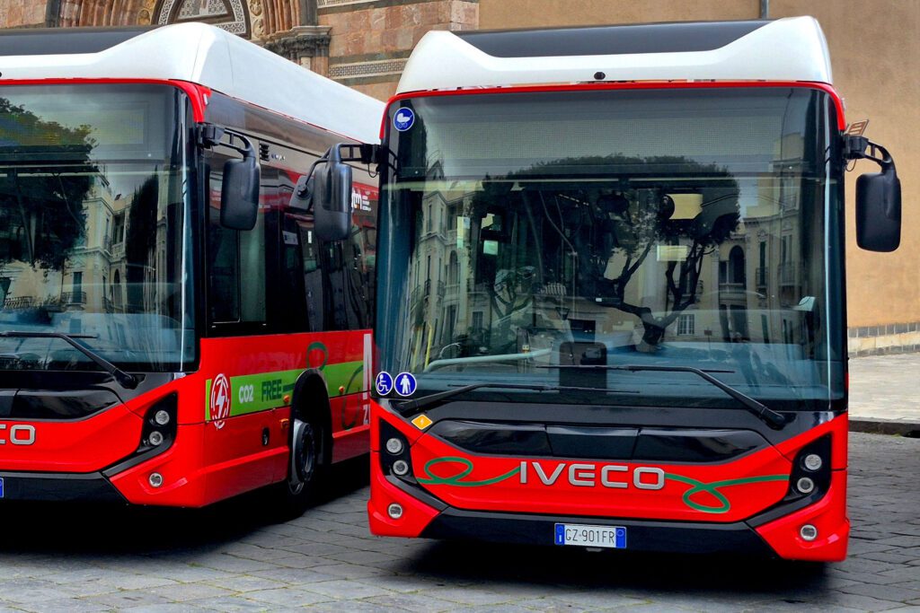 Iveco Bus delivers 29 electric buses to Messina插图