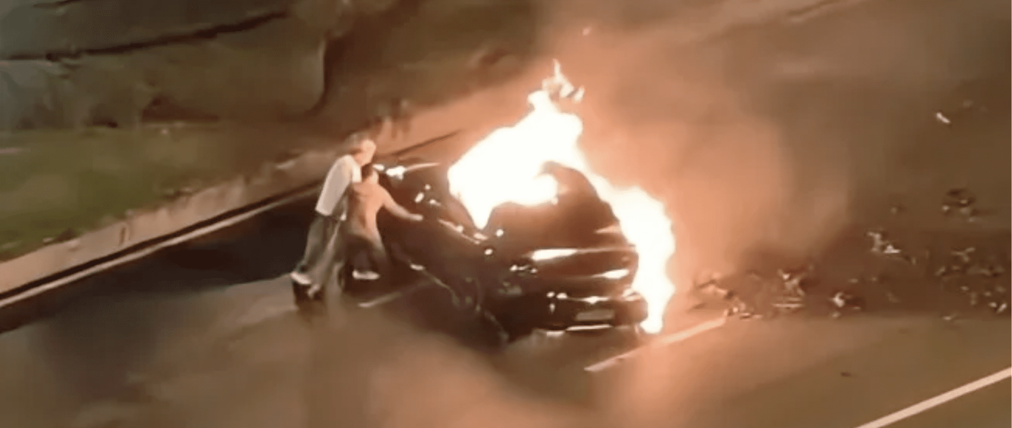 China probe finds EV door tech failed in fatal Xiaomi crash插图