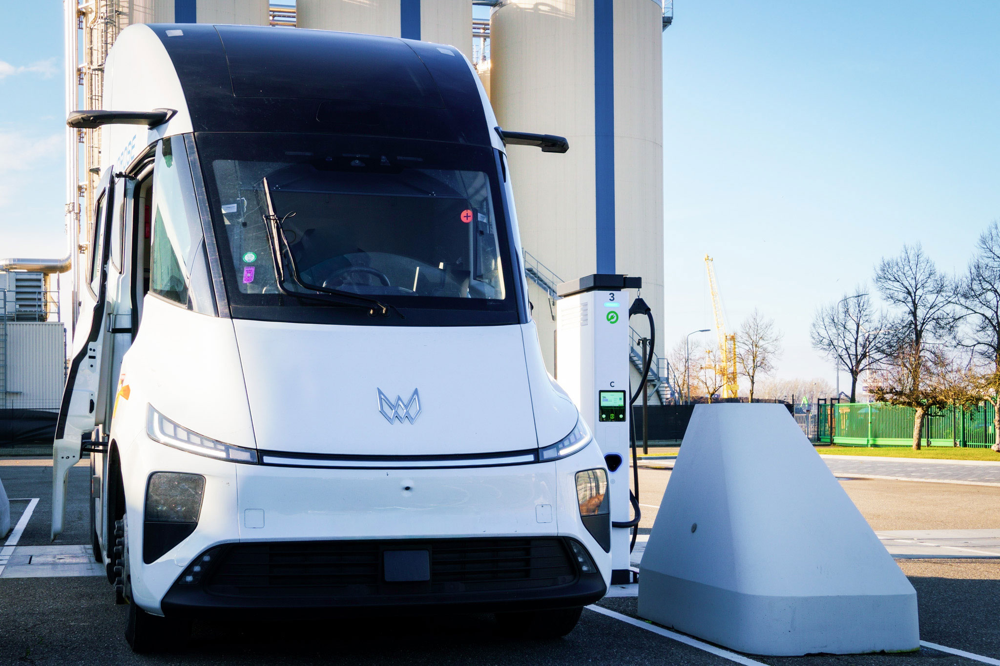 Autel and Windrose validate megawatt charging in Netherlands