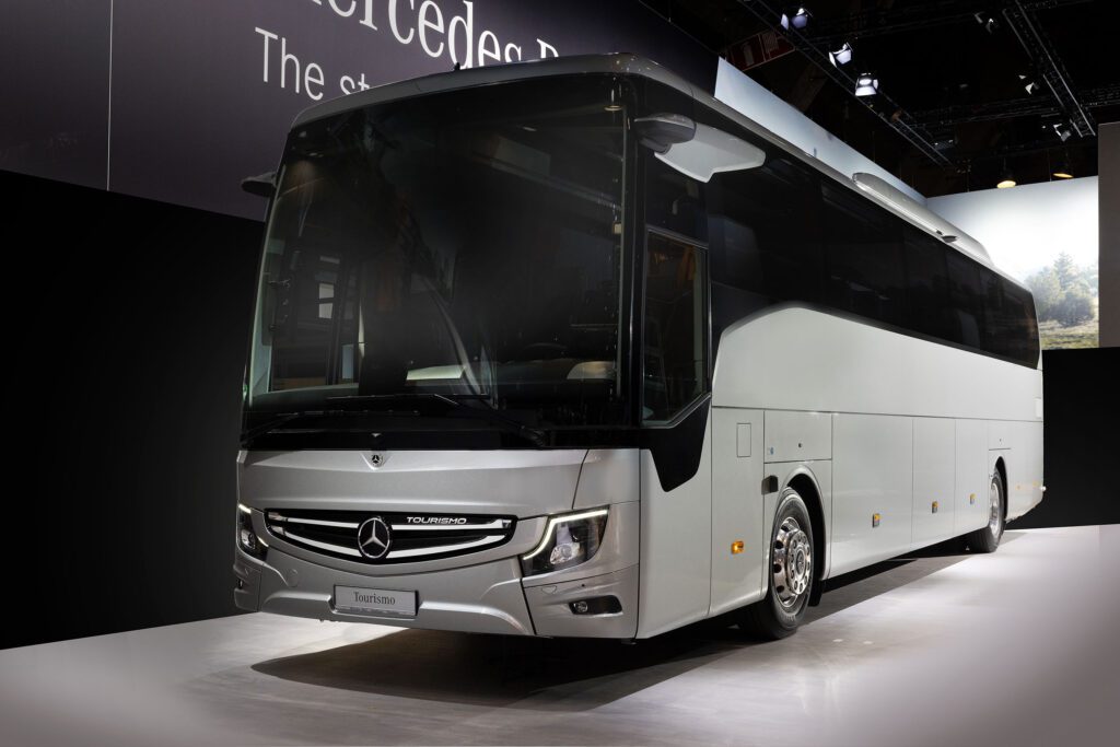 Daimler Buses marks 40,000th Mercedes-Benz Tourismo production插图