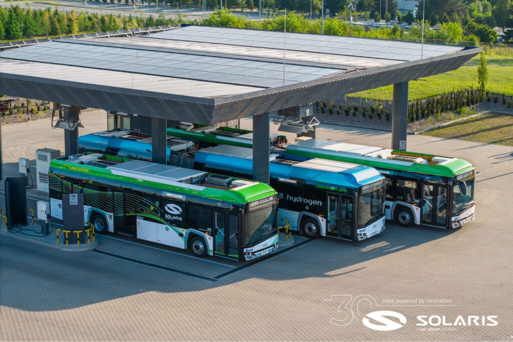 Solaris marks 30 years with 28,000 buses across Europe插图