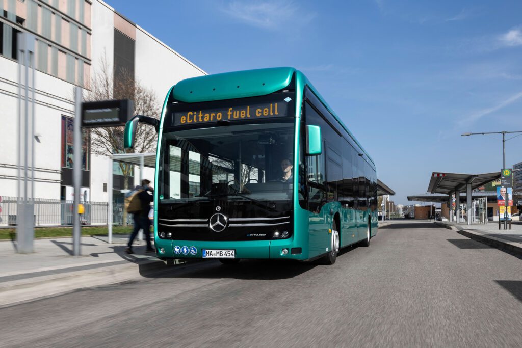 Daimler Buses reveals eCitaro fuel cell range extender插图