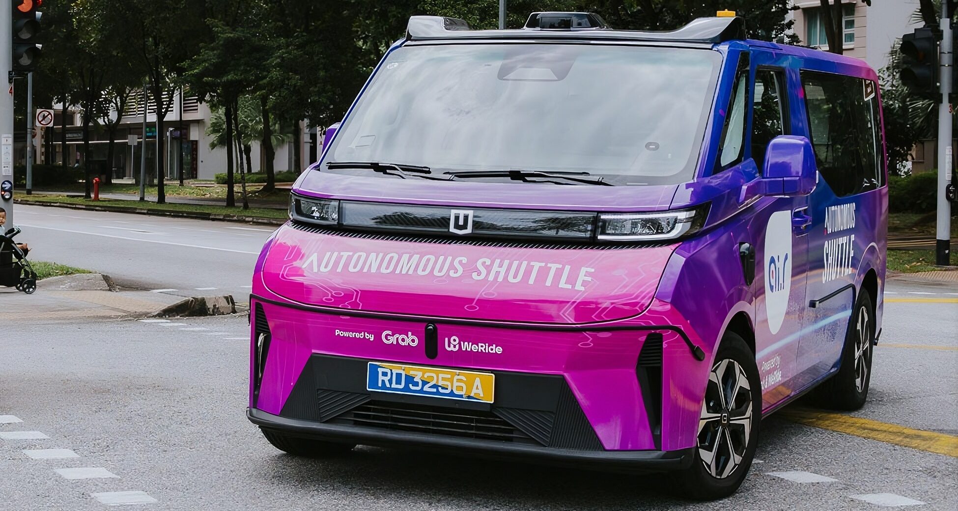 Hesai has established itself as a go-to supplier for robotaxi players and traditional OEMs alike