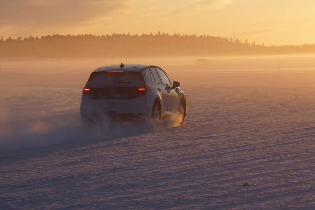 RV Tech clears winter testing for VW-Rivian SDV platform插图