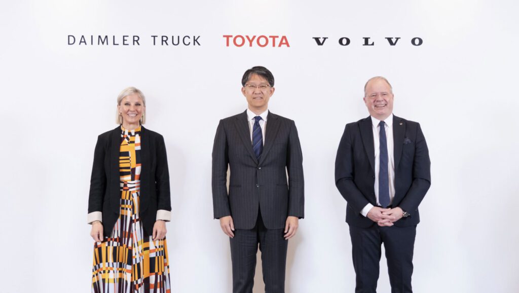 Volvo, Daimler Truck and Toyota unite on fuel cell venture插图