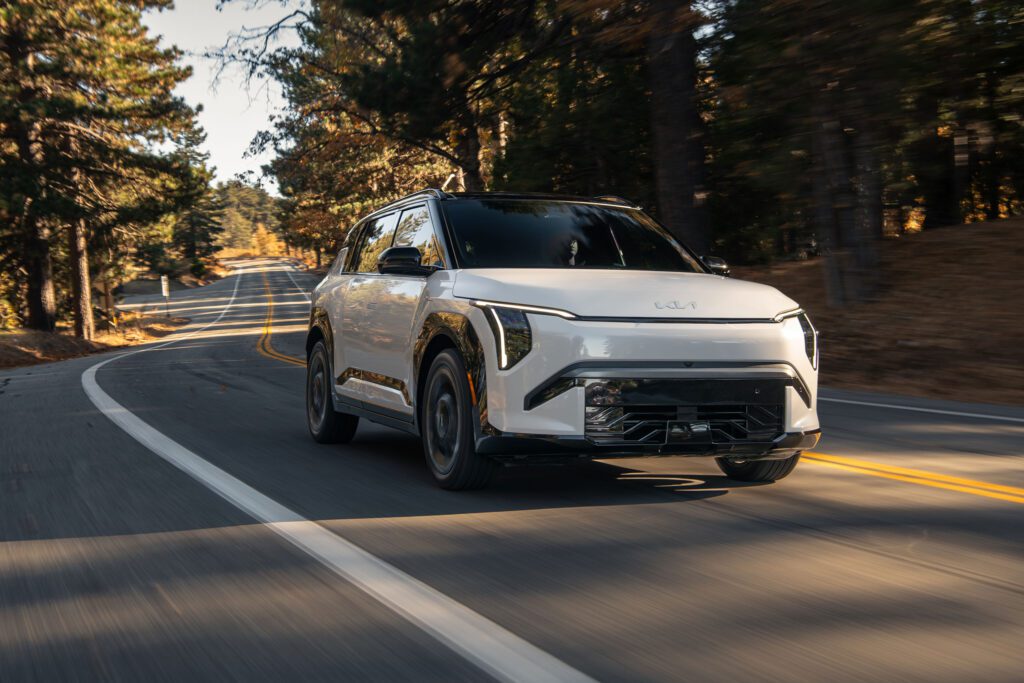 Kia unveils entry EV3 SUV at New York Auto Show插图