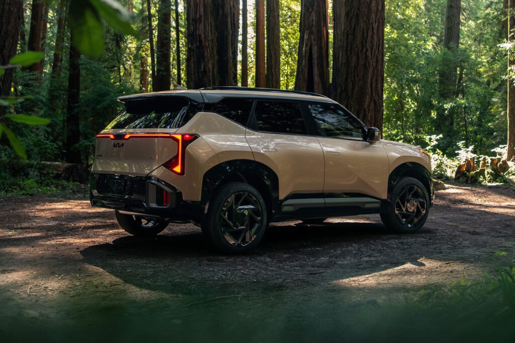 Kia unveils second-generation Seltos with hybrid option插图2