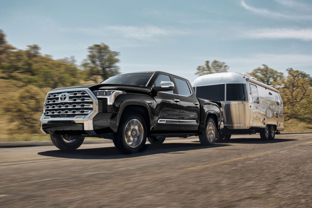 Toyota launches US-made Tundra and Highlander in Japan插图