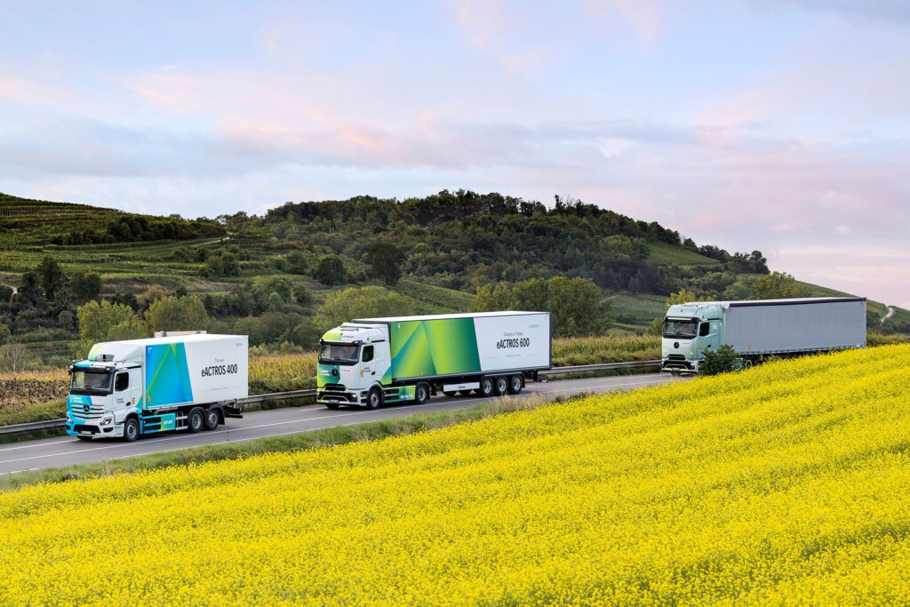 Mercedes-Benz Trucks tours Germany with EV and diesel range插图
