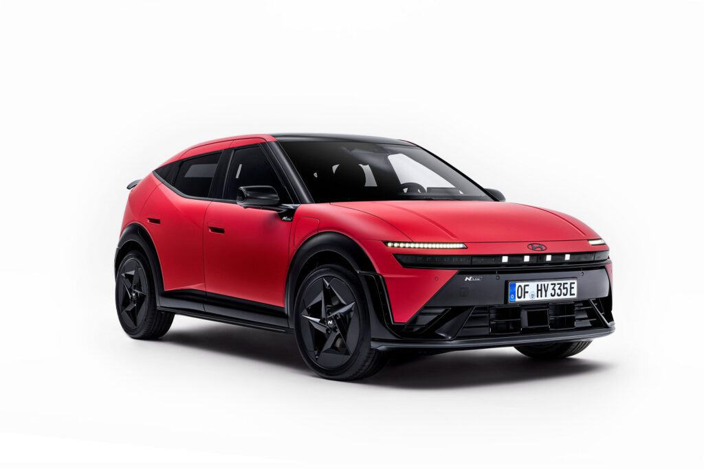 Hyundai unveils Ioniq 3 with 496km Aero Hatch插图