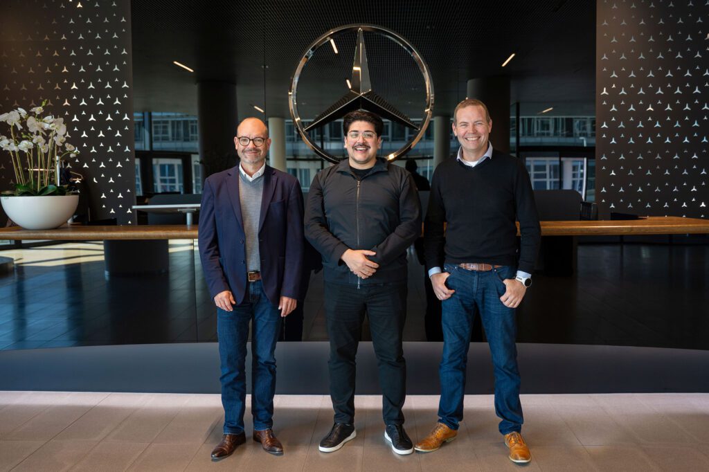 Mercedes-Benz taps Liquid AI for on-device in-car AI插图