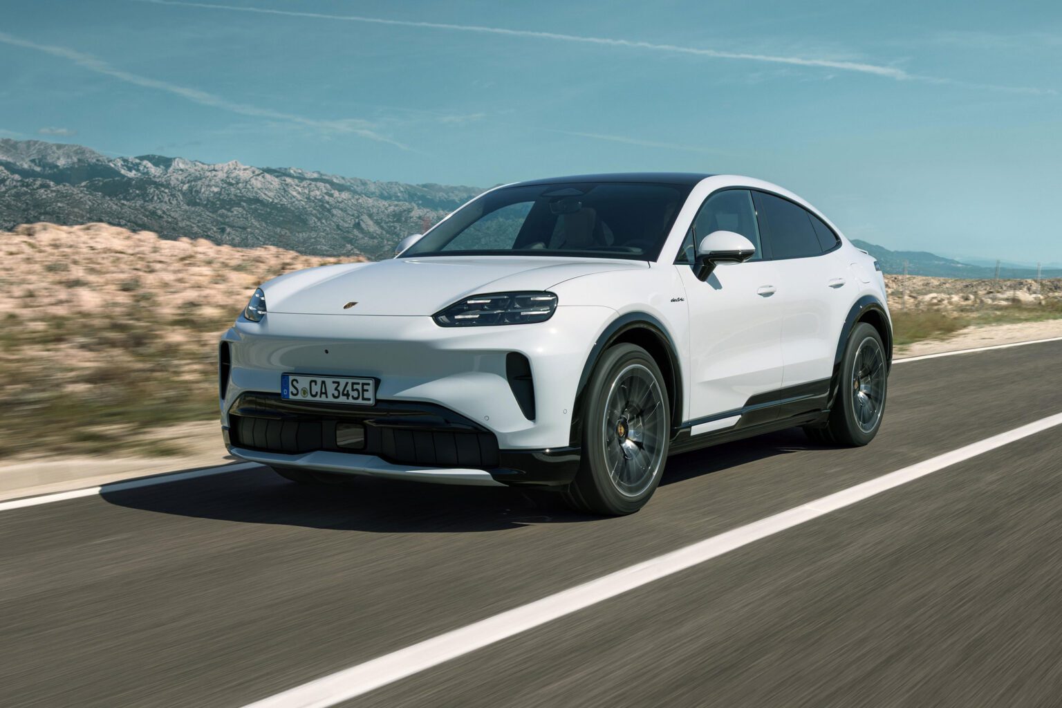 Porsche Cayenne Coupe Electric tanıtıldı