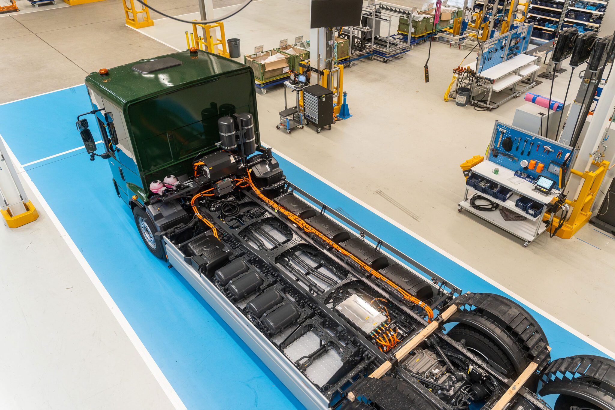 Mercedes-Benz Trucks brings 11 vehicles to IFAT 2026