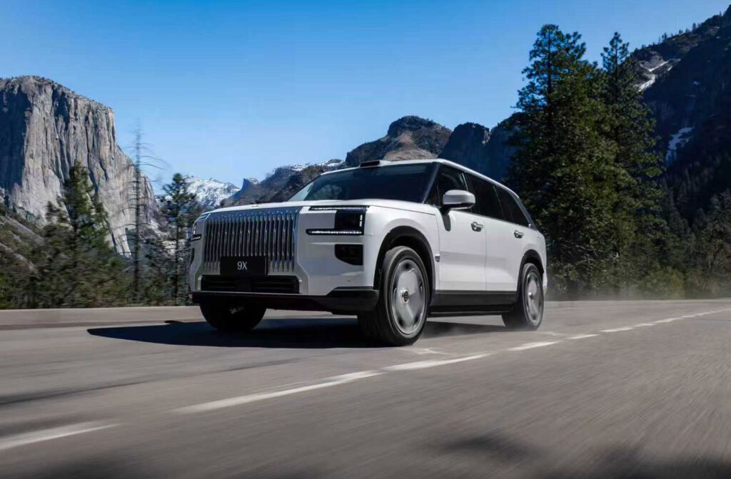 Geely picks onsemi EliteSiC for next-gen 900V EVs插图