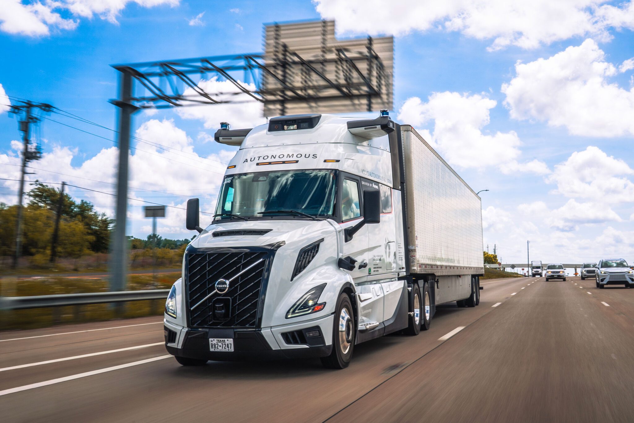 AutoWireDaily — Aurora and Volvo expand self-driving truck network