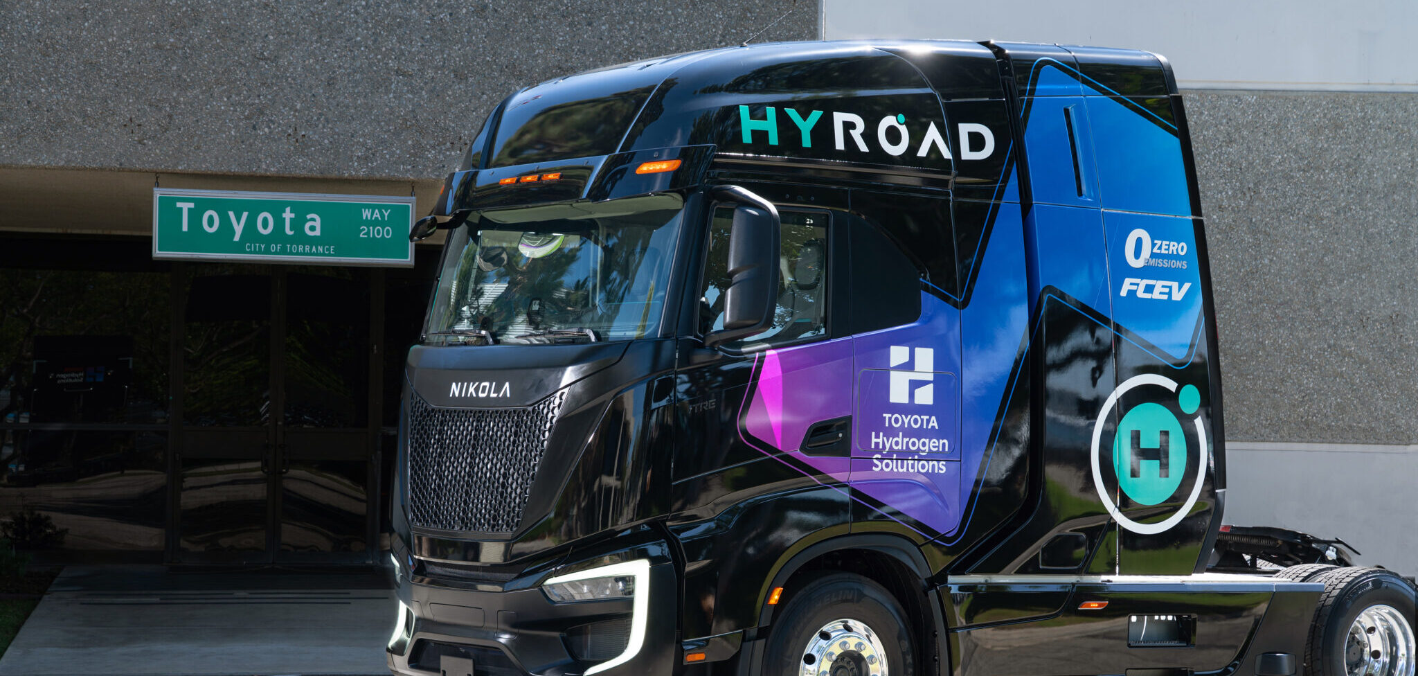 AutoWireDaily — Toyota stays course on fuel cell trucks with Hyroad tie-up