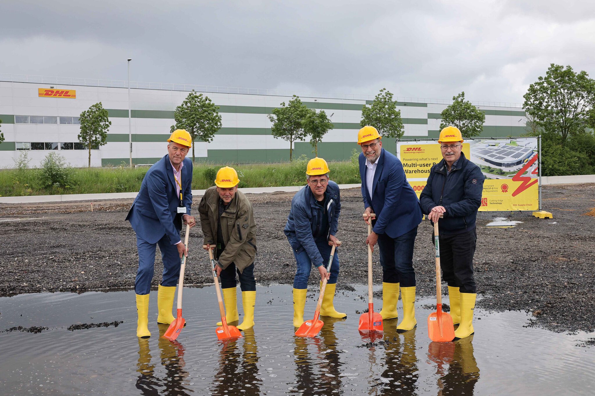 DHL Supply Chain to open EV battery hub at Holtum
