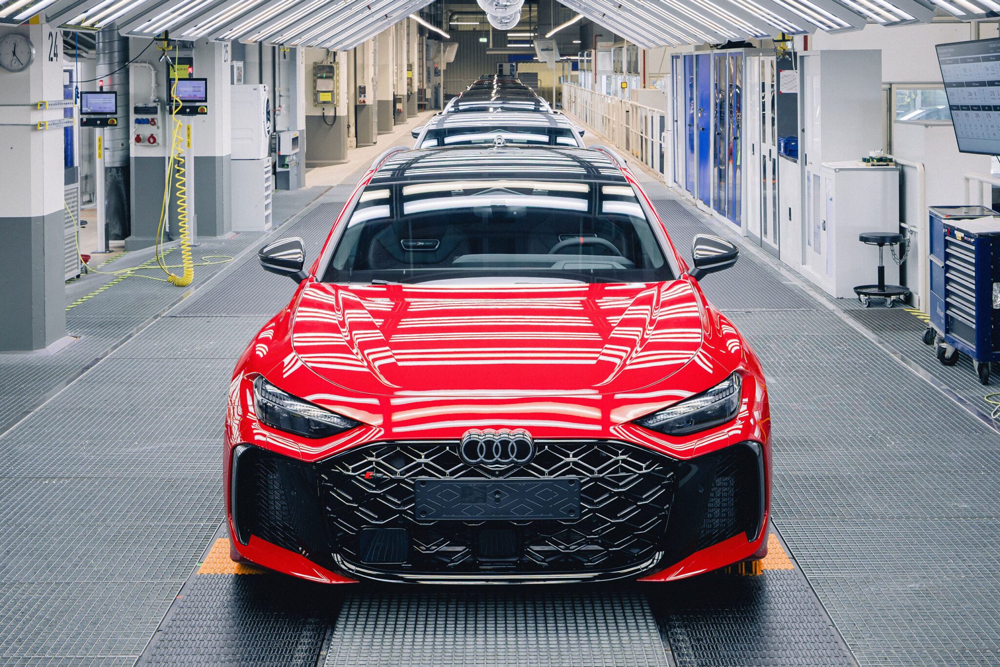 Audi RS 5 marks first RS plug-in hybrid from Audi Sport