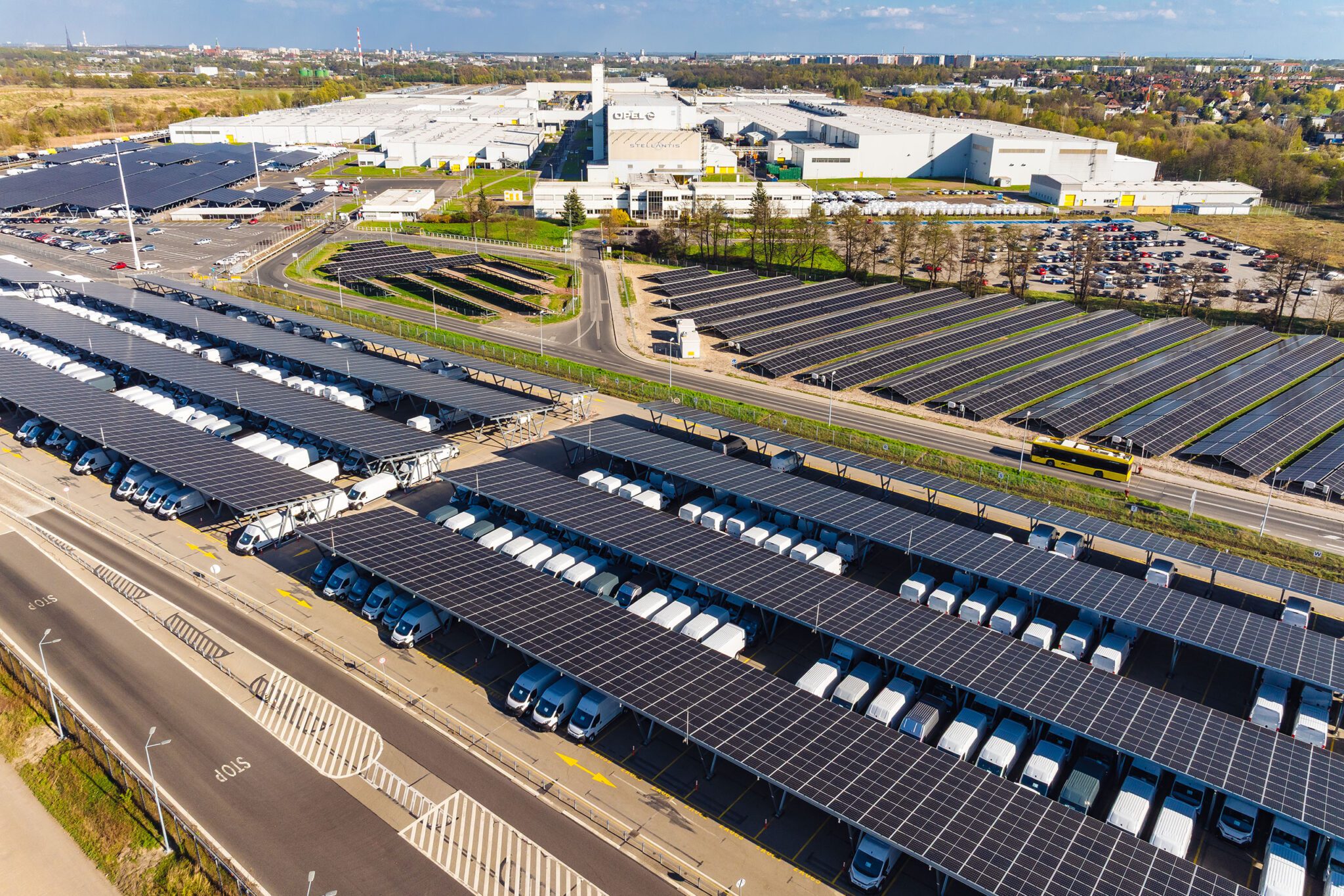 Stellantis solar sites to cut 100,000 tonnes of CO₂ a year