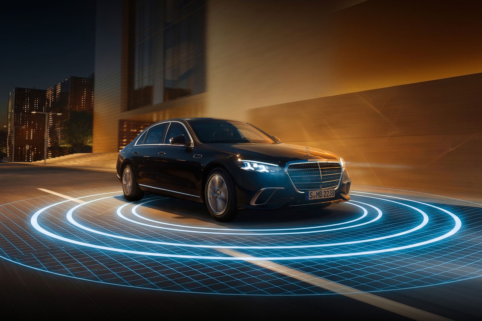 AutoWireDaily — Mercedes-Benz shares vehicle data to improve road safety