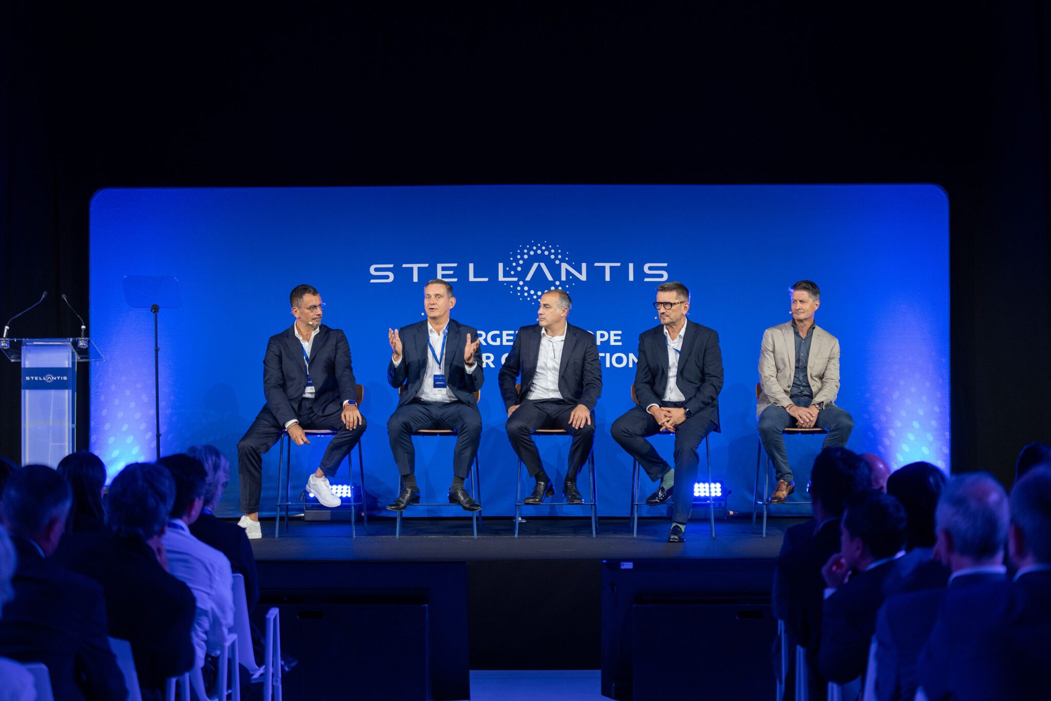 AutoWireDaily — Stellantis gathers suppliers for faSTLAne 2030 push