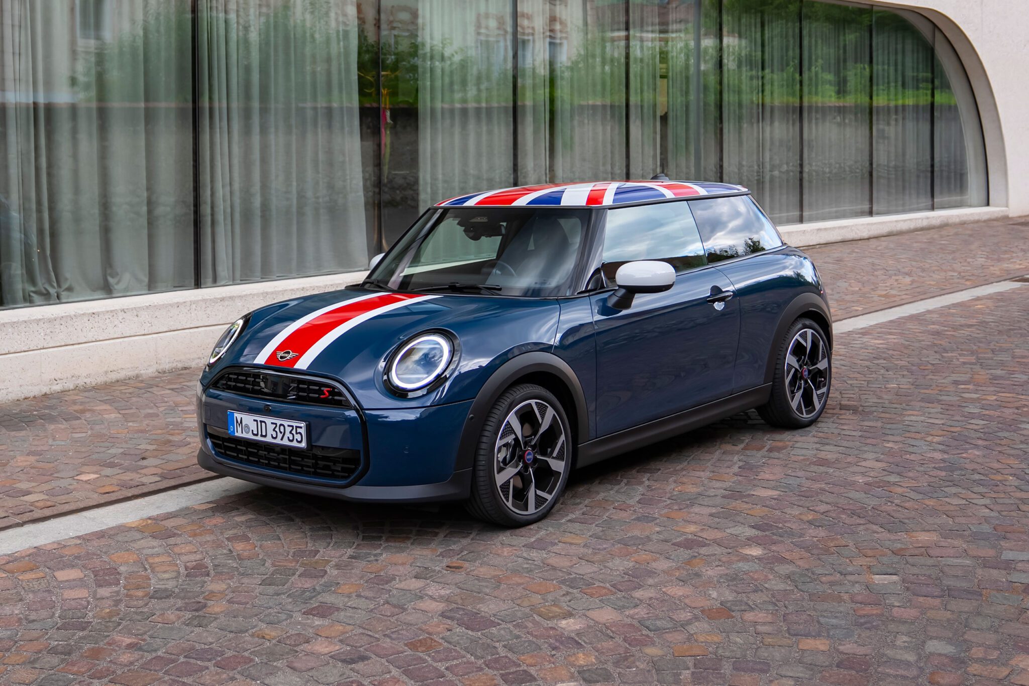 AutoWireDaily — Mini Oxford Edition celebrates plant’s 25th anniversary