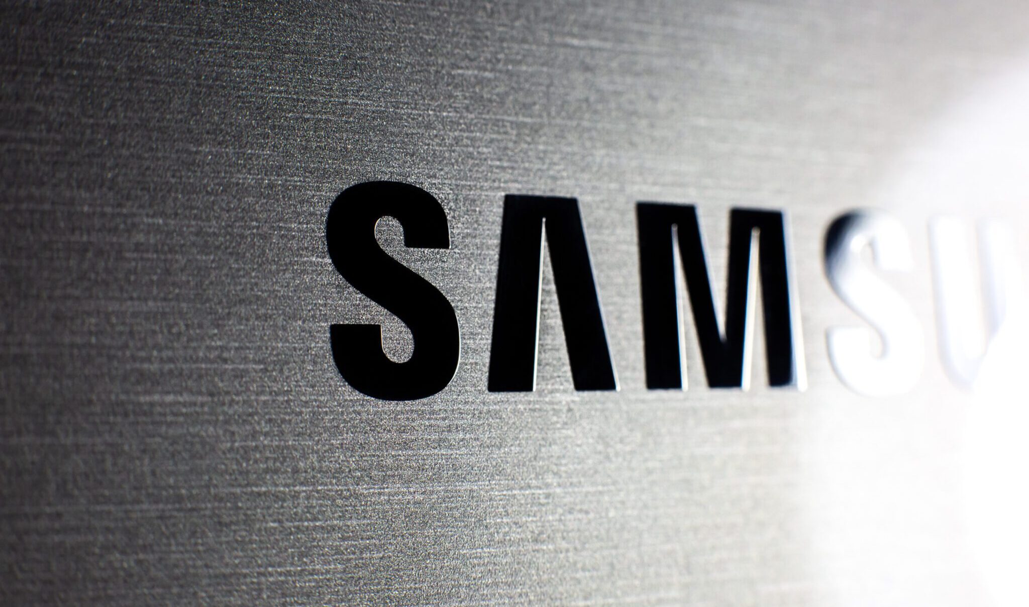 Samsung Raises Advanced Foundry Prices on AI Demand