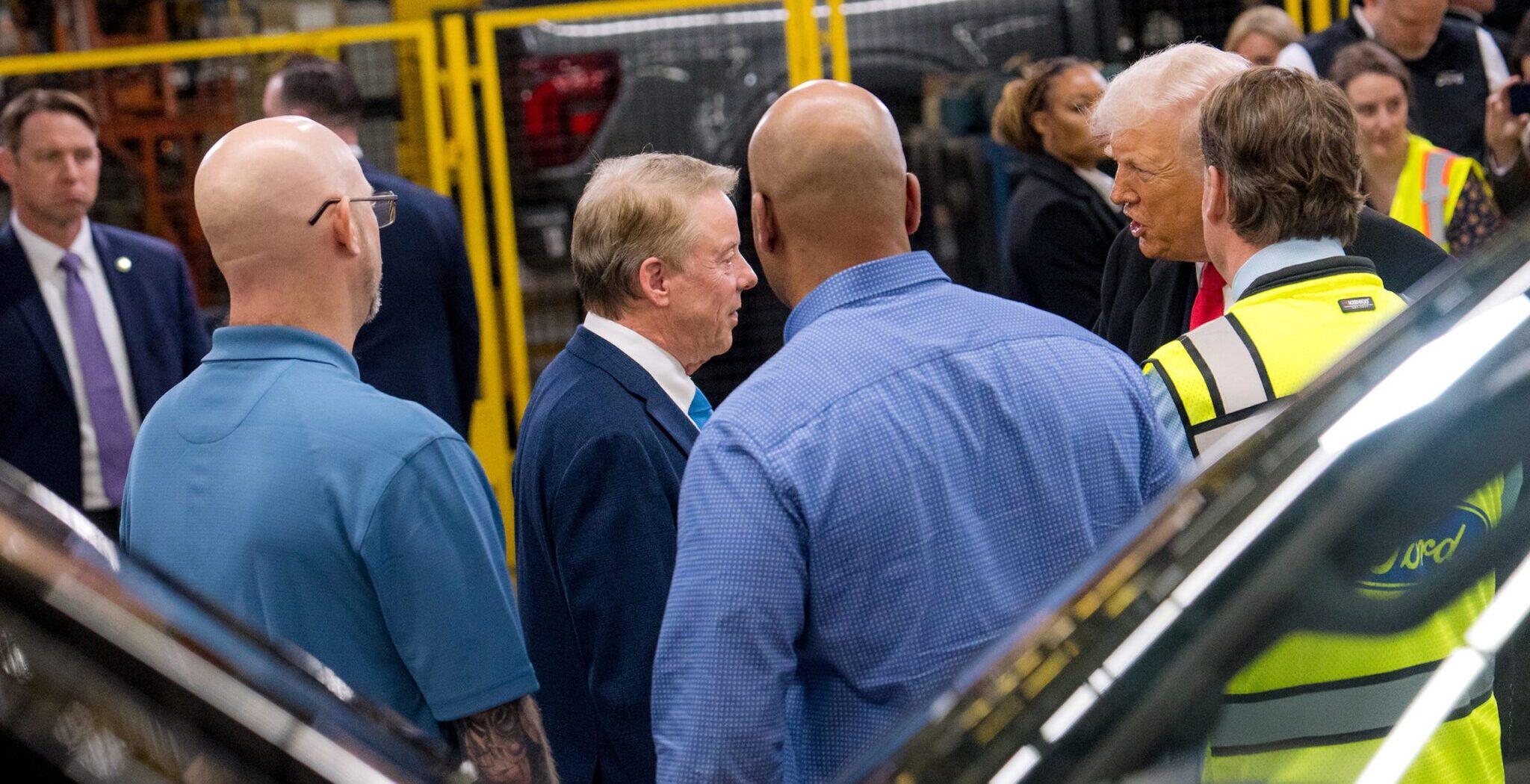 Trump says he would accept Chinese car plants in the US