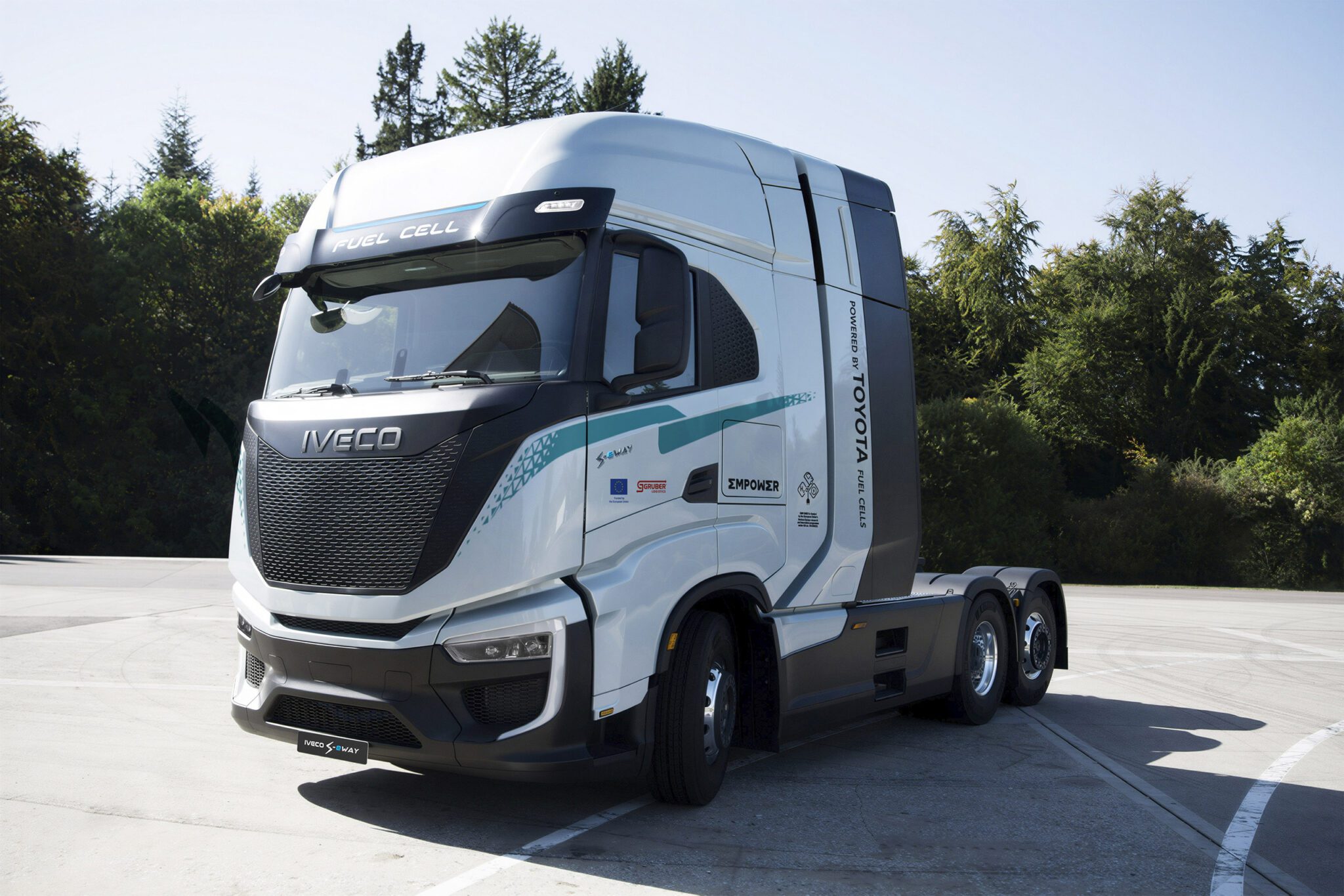 Toyota and Iveco develop EU-funded fuel cell truck