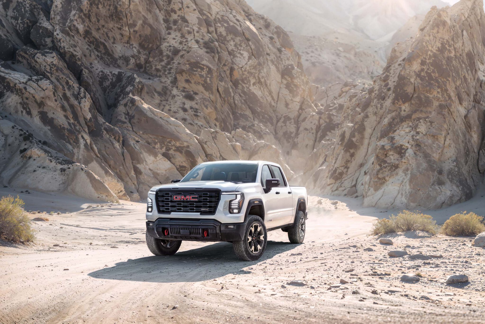 GM’s stock falls, draws bipartisan ire for buyback programme